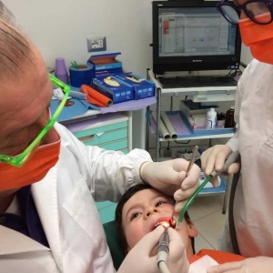 TUO FIGLIO DAL DENTISTA